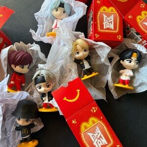 TinyTAN McDonald's Collectible Figures Set